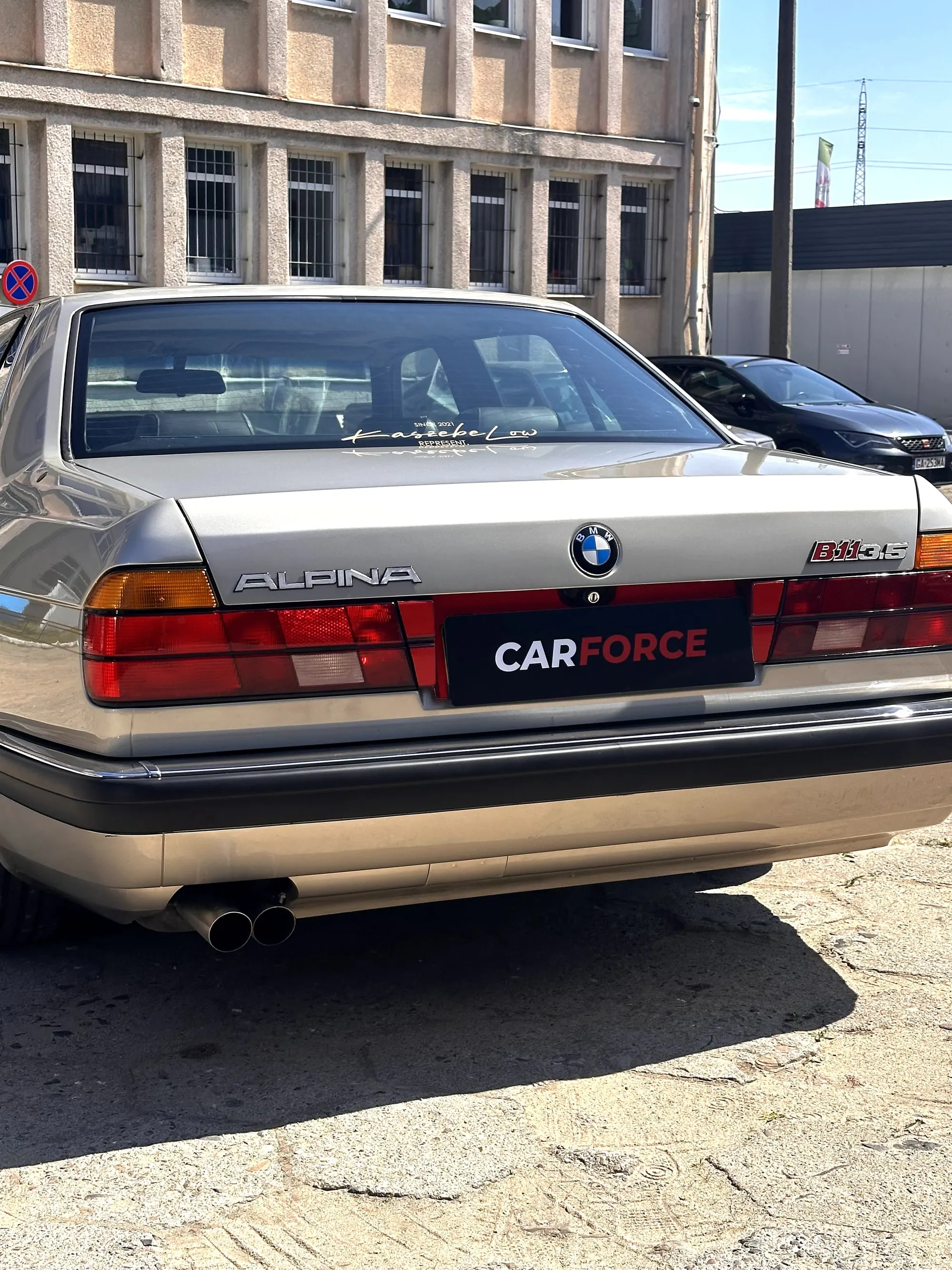 BMW E32 Alpina — zdjęcie 4